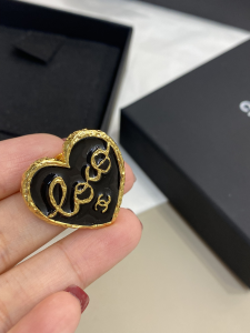 Chanel CC COCO Heart Brooch