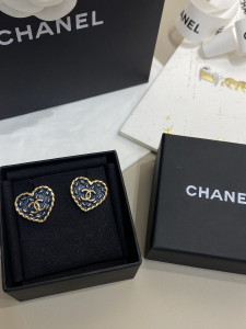 Chanel CC Logo Heart Earrings