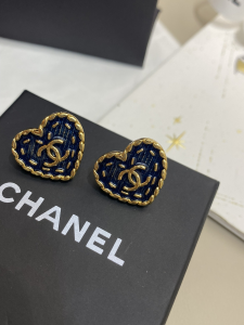 Chanel CC Logo Heart Earrings