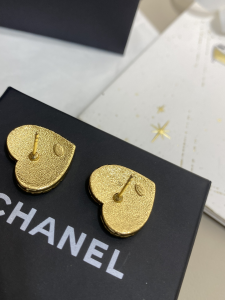 Chanel CC Logo Heart Earrings