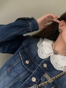 Chanel CC Logo Heart Earrings