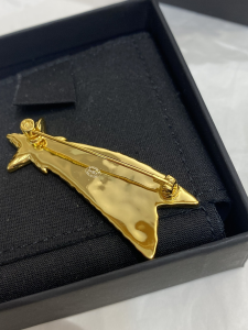 Chanel Comet CC Star Brooch