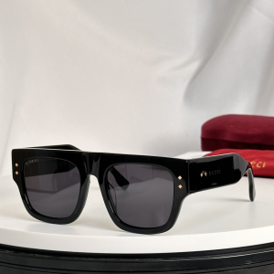 Gucci Oversized Rectangle Luxury Eyewear Sunglasses GG1262S Black Gucci Oversized Rectangle Luxury Eyewear Sunglasses GG1262S Black