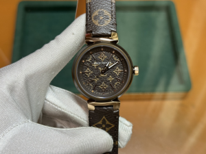 Louis Vuitton Tambour GM Monogram Brown Quartz Mens Watch 41MM Louis Vuitton Tambour GM Monogram Brown Quartz Mens Watch 41MM