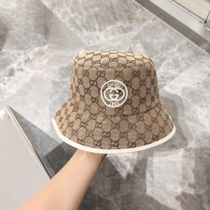 Gucci Interlocking G Beige GG Canvas Bucket Hat Gucci Interlocking G Beige GG Canvas Bucket Hat
