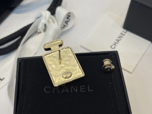 Chanel CC Logo Black Bottle Brooch