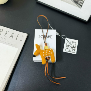 Loewe Deer Bag Charms and Key Holder Brown Loewe Deer Bag Charms and Key Holder Brown