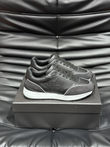 Versace Milano Runner Sneakers Black Calfskin and Suede Leather Versace Milano Runner Sneakers Black Calfskin and Suede Leather