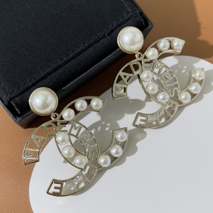 Chanel CC Pearls Earrings