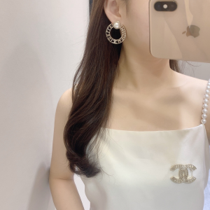 Chanel CC Pearls Round Earrings