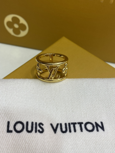 Louis Vuitton LV Iconic Rings Gold