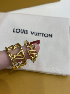 Louis Vuitton LV Iconic Rings Gold