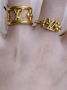 Louis Vuitton LV Iconic Rings Gold