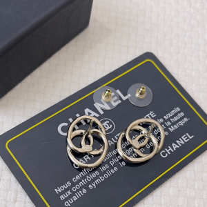 Chanel CC Logo Oval Earrings