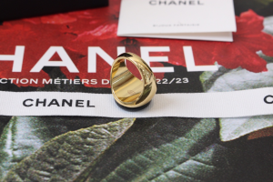 Chanel CC Logo Round Gold Metal Rings