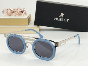 Hublot Classic Frame Eyewear Sunglasses Light Blue Hublot Classic Frame Eyewear Sunglasses Light Blue