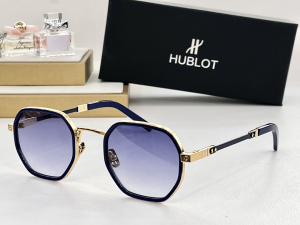 Hublot Classic Square Eyewear Sunglasses H0230 Blue Hublot Classic Square Eyewear Sunglasses H0230 Blue