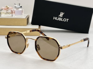 Hublot Classic Square Eyewear Sunglasses H0230 Khaki Hublot Classic Square Eyewear Sunglasses H0230 Khaki