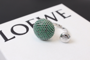 Loewe Anagram Pebble Crystals Rings Green Loewe Anagram Pebble Crystals Rings Green