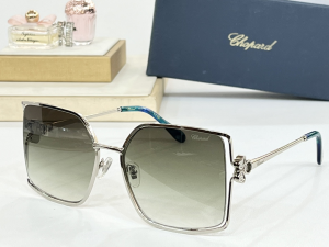 Chopard Square Frame Eyewear Sunglasses SCHG68S Green Chopard Square Frame Eyewear Sunglasses SCHG68S Green