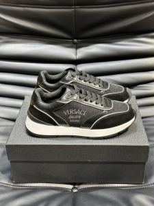 Versace Milano Runner Low Top Sneakers Black Barocco Jacquard and Leather Versace Milano Runner Low Top Sneakers Black Barocco Jacquard and Leather