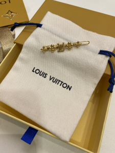 Louis Vuitton LV Hair Clip Gold
