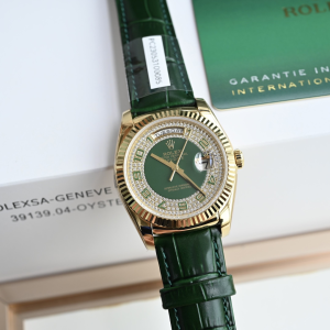 Rolex Day Date 36mm Yellow Gold Fluted Bezel Green Pave Diamond Arabic Rolex Day Date 36mm Yellow Gold Fluted Bezel Green Pave Diamond Arabic