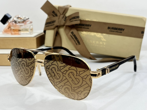 Burberry Monogram B Logo Eyewear Sunglasses BE5015 Brown Burberry Monogram B Logo Eyewear Sunglasses BE5015 Brown