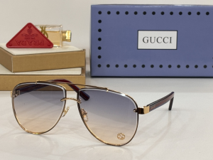 Gucci Aviator Eyewear Sunglasses GG1418S Purple Gucci Aviator Eyewear Sunglasses GG1418S Purple
