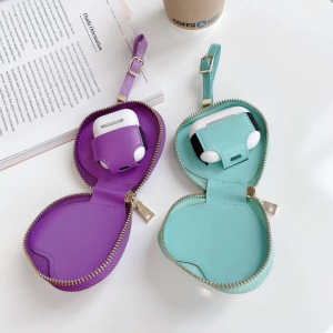 Louis Vuitton LV Airpods Heart Case