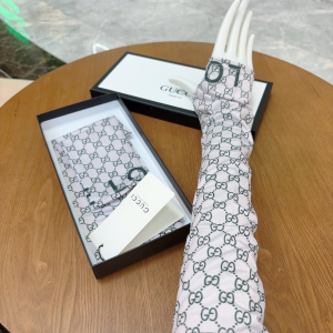 Gucci GG Silk Long Fingerless Gloves Green