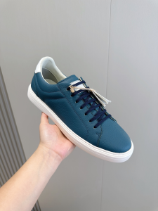 Brunello Cucinelli Lace Up Navy Blue Grained Calf Leather Sneakers Brunello Cucinelli Lace Up Navy Blue Grained Calf Leather Sneakers
