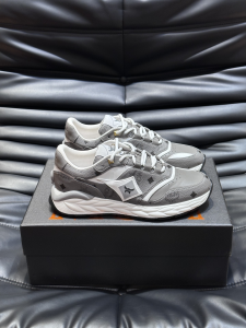 MCM Grey Grained Calf Leather Tennis Trainers Sneakers MCM Grey Grained Calf Leather Tennis Trainers Sneakers