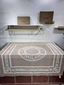 Burberry Vintage Check Cashmere Silk Shawl Scarf Burberry Vintage Check Cashmere Silk Shawl Scarf