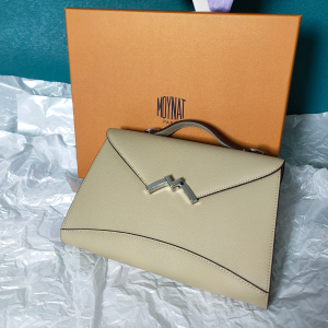 Moynat Gabrielle Clutch Leather Bag Beige Moynat Gabrielle Clutch Leather Bag Beige