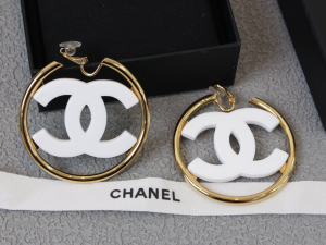 Chanel White CC Logo Round Earrings