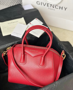 Givenchy Small Antigona Grained Calf Leather Tote Bag Red Givenchy Small Antigona Grained Calf Leather Tote Bag Red