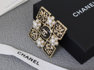 Chanel CC Logo Square Brooch