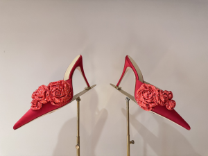 Magda Butrym Red Flower Applique Pointed Heeled Mules 105MM Magda Butrym Red Flower Applique Pointed Heeled Mules 105MM