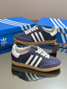 Adidas Gazelle Indoor Foot Industry Leather and Suede Sneakers Purple Blue Adidas Gazelle Indoor Foot Industry Leather and Suede Sneakers Purple Blue