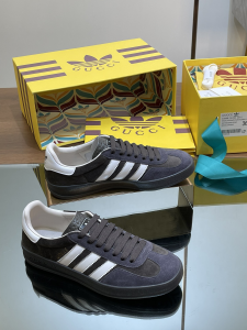 Adidas Gazelle Indoor Foot Industry Suede and Calf Leather Sneakers Navy Blue Adidas Gazelle Indoor Foot Industry Suede and Calf Leather Sneakers Navy Blue