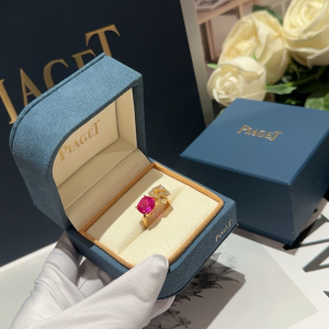 Piaget Rose Rings Yellow Gold