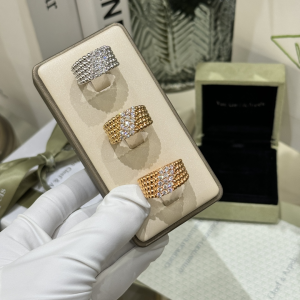 Van Cleef Arpels Perlee Diamonds Rings