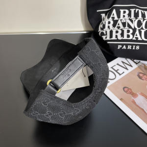 Gucci Black GG Canvas Baseball Cap Hat