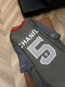 Chanel N5 Black T Shirt SML