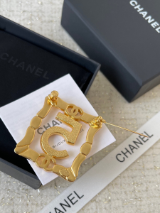 Chanel Gold Metal No5 Square Brooch