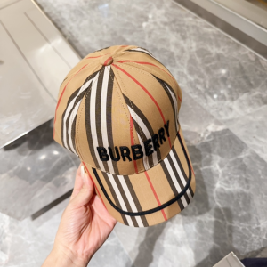 Burberry Beige Fabric Baseball Cap Hat