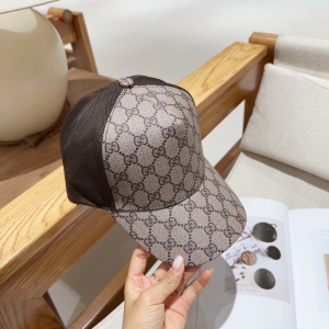 Gucci Beige GG Canvas Baseball Cap Hat