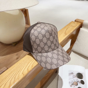 Gucci Beige GG Canvas Baseball Cap Hat