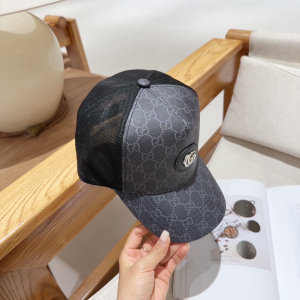 Gucci Black GG Canvas Baseball Cap Hat